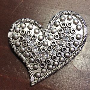 2007 Chico’s heart brooch